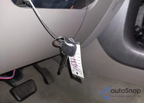 2006 Toyota Rav4 from USA, damaged, VIN JTMBD33V566007621